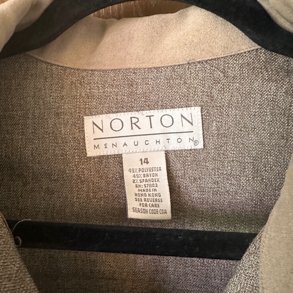 Blazer, size 14, suede details - Picture 5 of 5